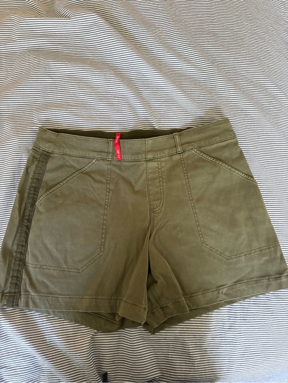 Spanx Super Smooth Olive Green Twill Shorts, 6”